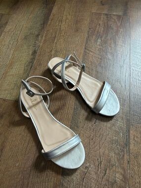 Lulu's Metallic Silver Ankle-Strap Sandals